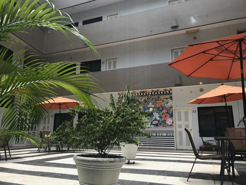 Real Avenida Hotel Tuxtla Gutiérrez Esterno foto